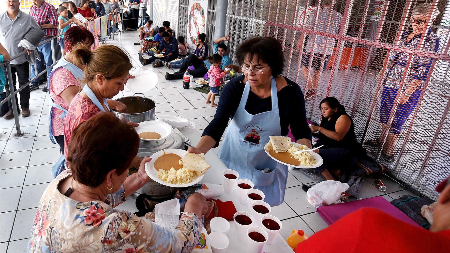 Federal judges in Tucson push back on separating border-crossing parents, kids